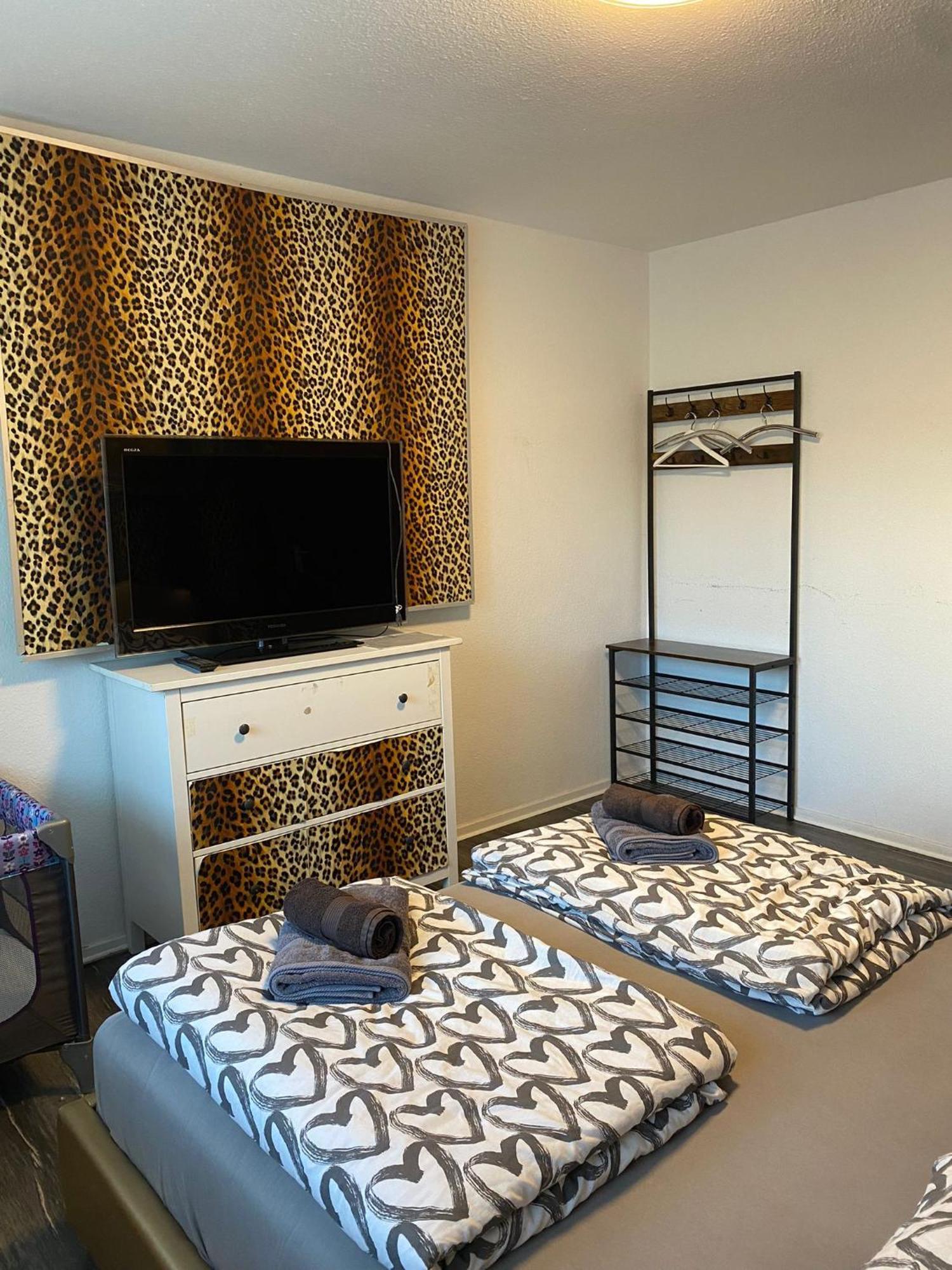 Apartment Dusseldorf-South - Self Check-In Екстериор снимка